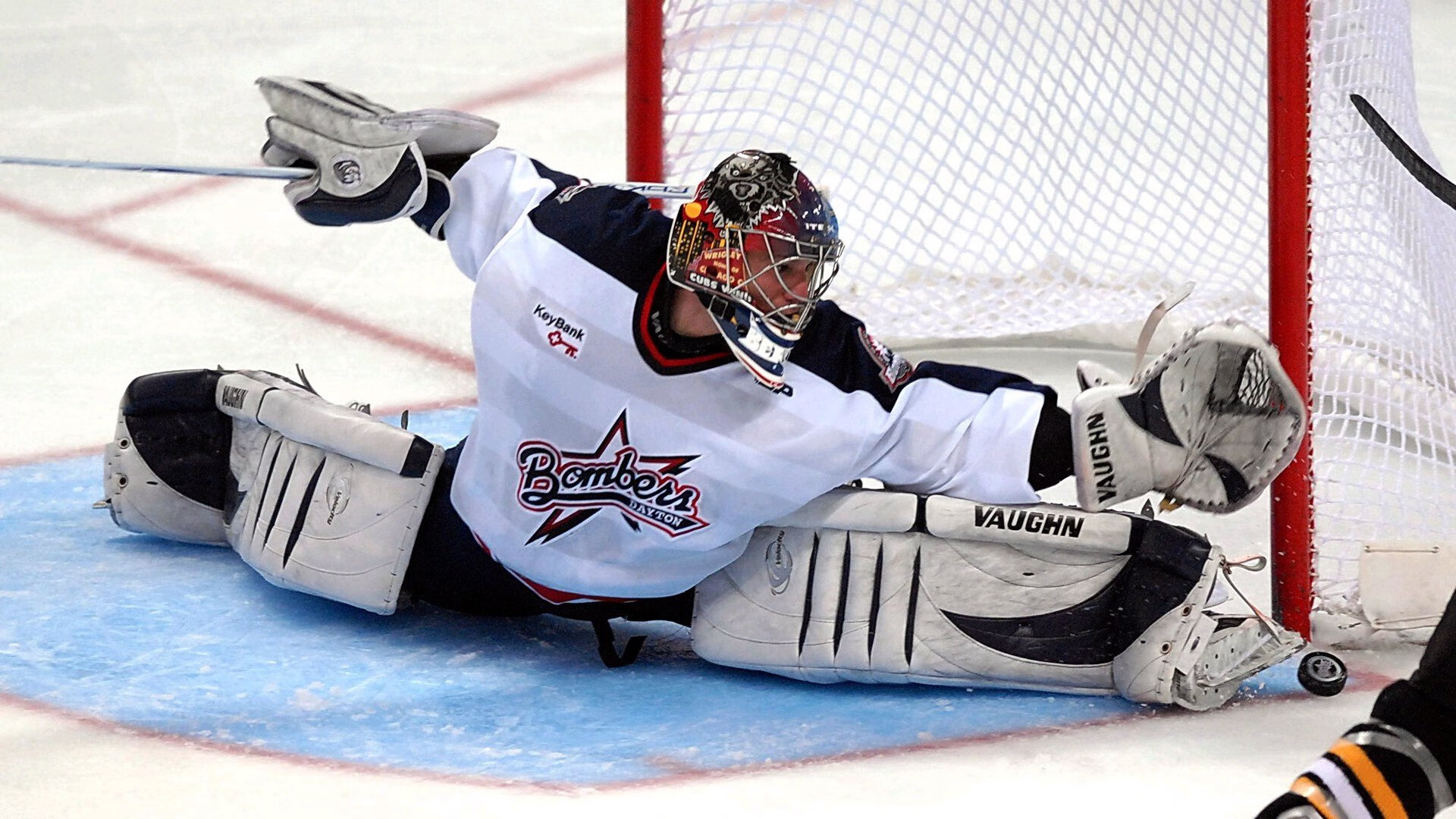 穿越火线 联赛积分榜形势胶着,穿越火线积分排名